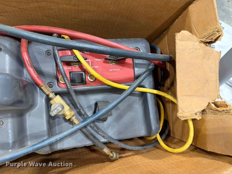image for item EL1079 Tools