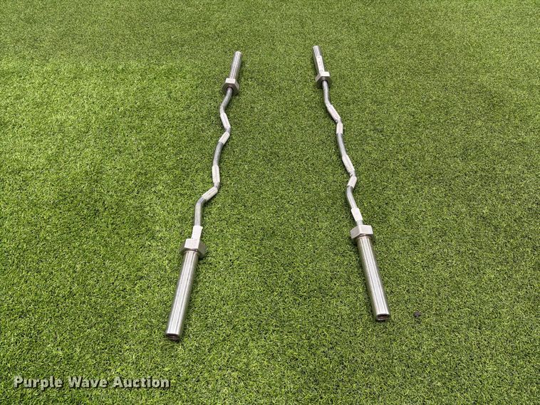 image for item EL1106 (2) Iron Grip EZ Curl bars