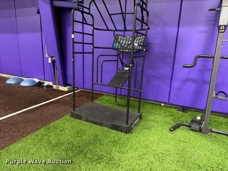 image for item EL1116 True stretch cage