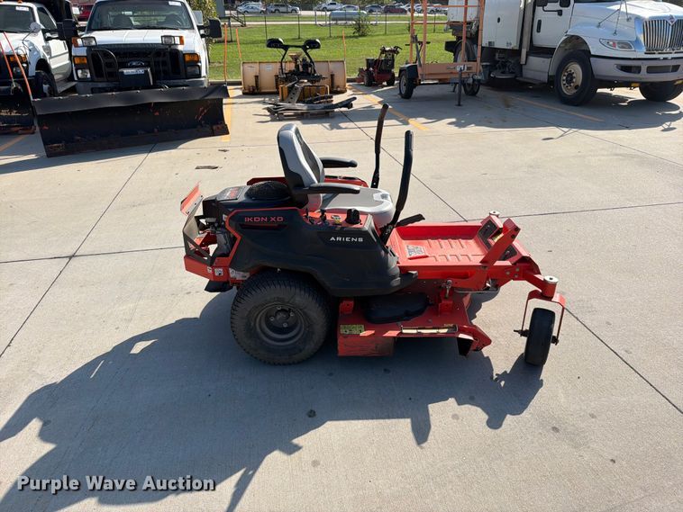 image for item EO8801 Ariens Ikon XD 52 ZTR lawn mower
