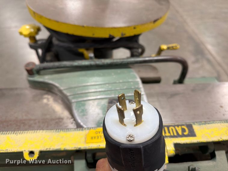 image for item EP7923 Woodworking equipment 