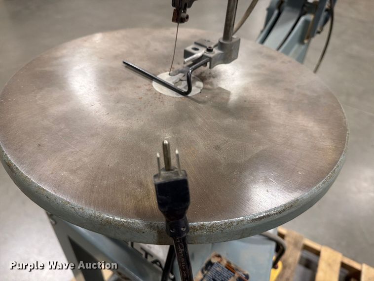 image for item EP7923 Woodworking equipment 
