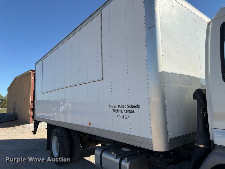 image for item EP7924 2009 Isuzu FTR box truck
