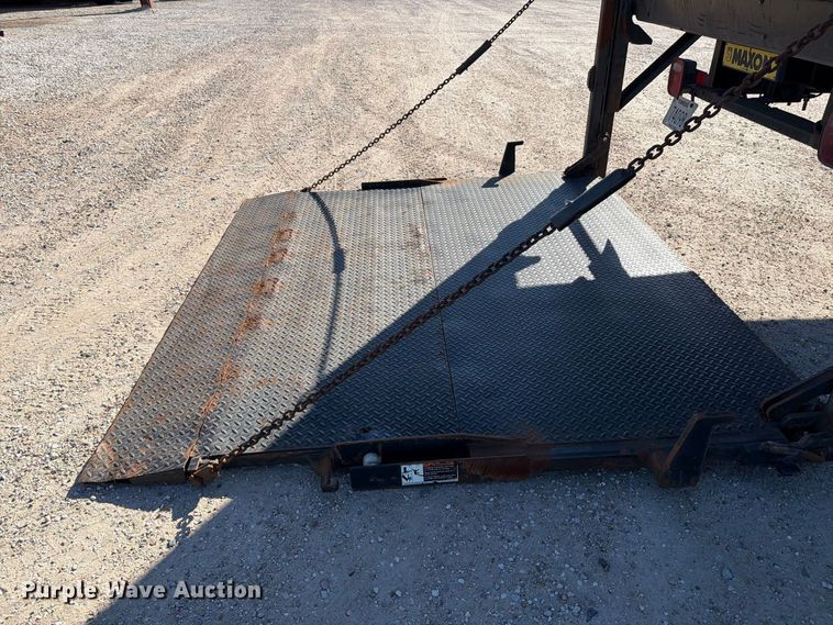 image for item EP7924 2009 Isuzu FTR box truck