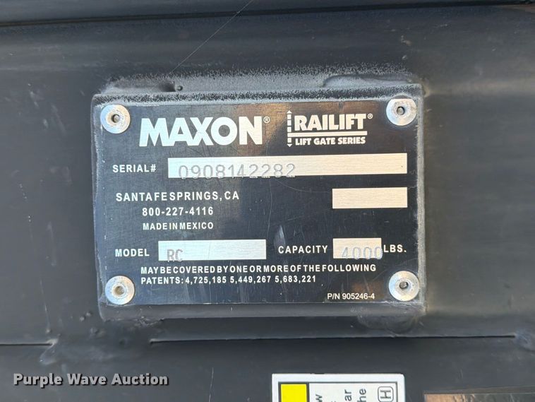 image for item EP7924 2009 Isuzu FTR box truck