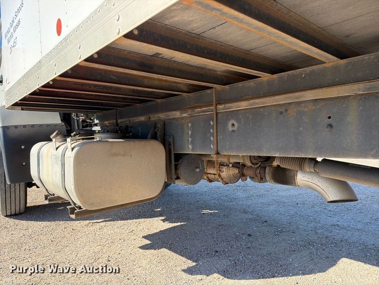image for item EP7924 2009 Isuzu FTR box truck