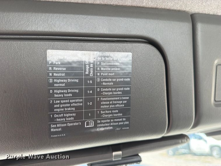 image for item EP7924 2009 Isuzu FTR box truck