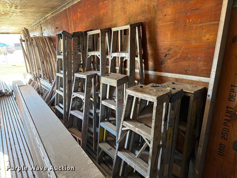 image for item EP7928 Scaffolding equipment