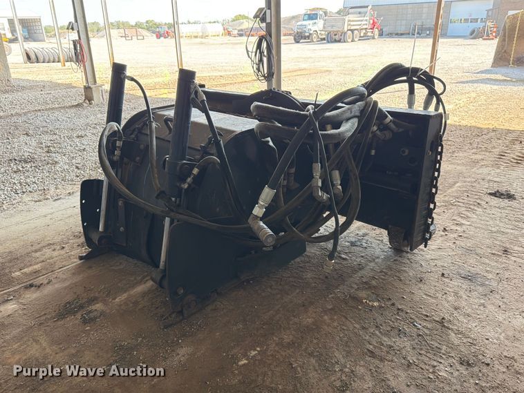 image for item EP7945 Bobcat 24 HYD Planer skid steer cold planer