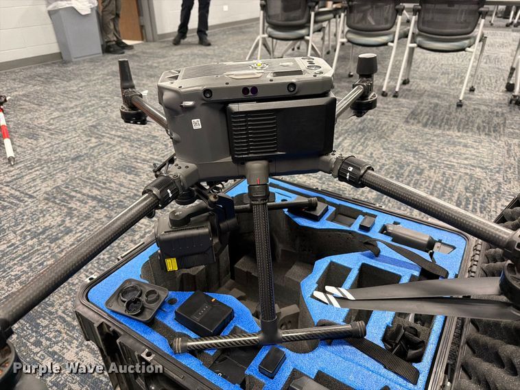 image for item EP7948 DJI Matrice 300 RTK drone
