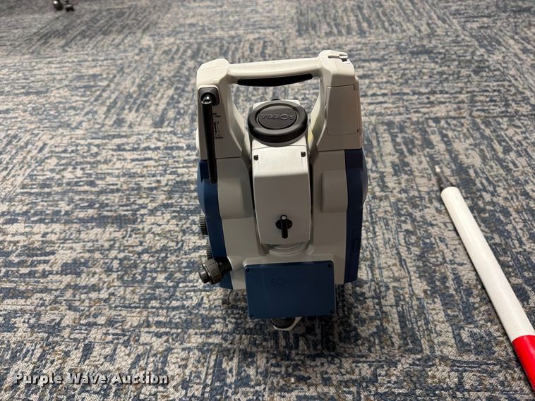 image for item EP7950 Sokkia Surveying equipment