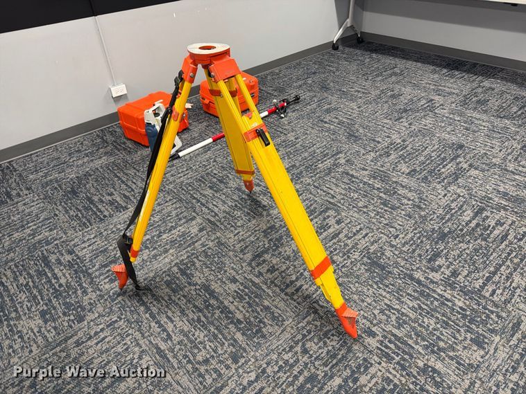 image for item EP7950 Sokkia Surveying equipment