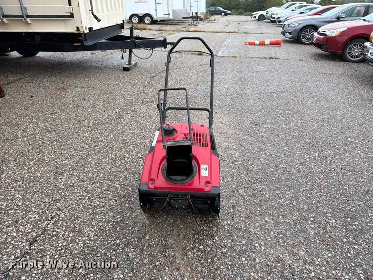 image for item EP7953 Honda HS720AMA snow blower
