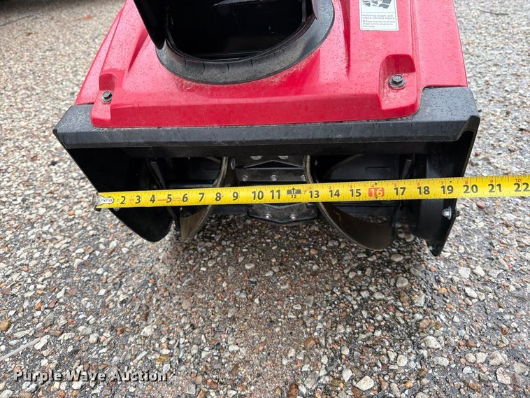 image for item EP7953 Honda HS720AMA snow blower