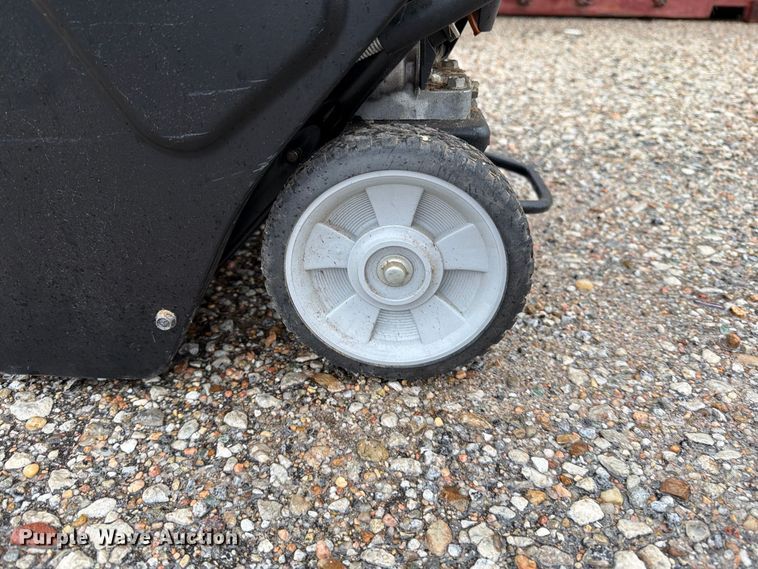 image for item EP7953 Honda HS720AMA snow blower