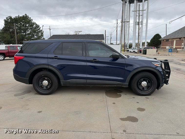 image for item EP7955 2020 Ford Explorer Police SUV