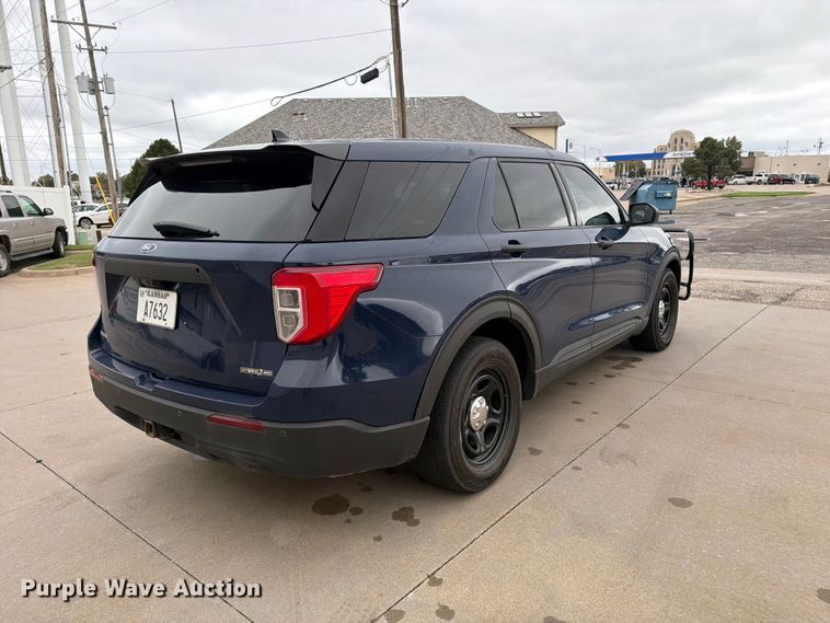 image for item EP7956 2020 Ford Explorer Police SUV