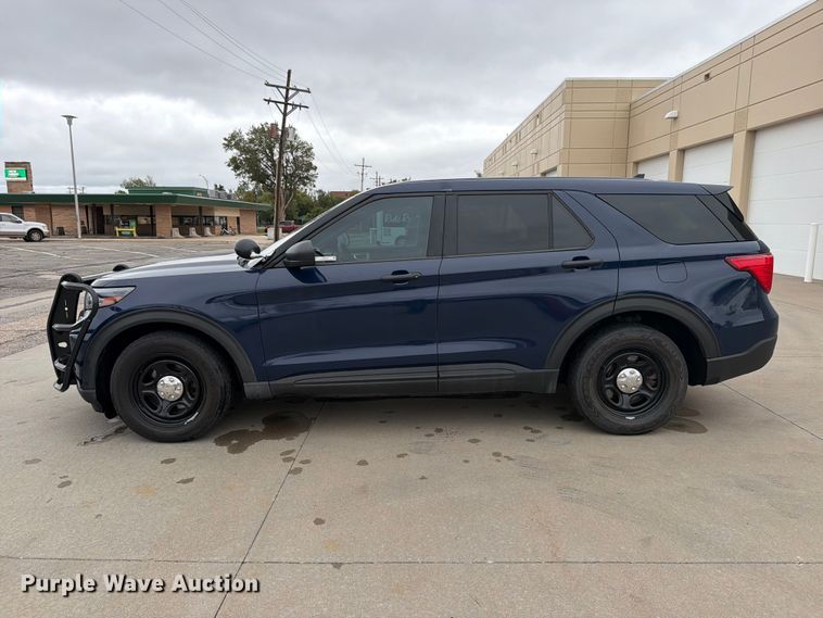 image for item EP7956 2020 Ford Explorer Police SUV