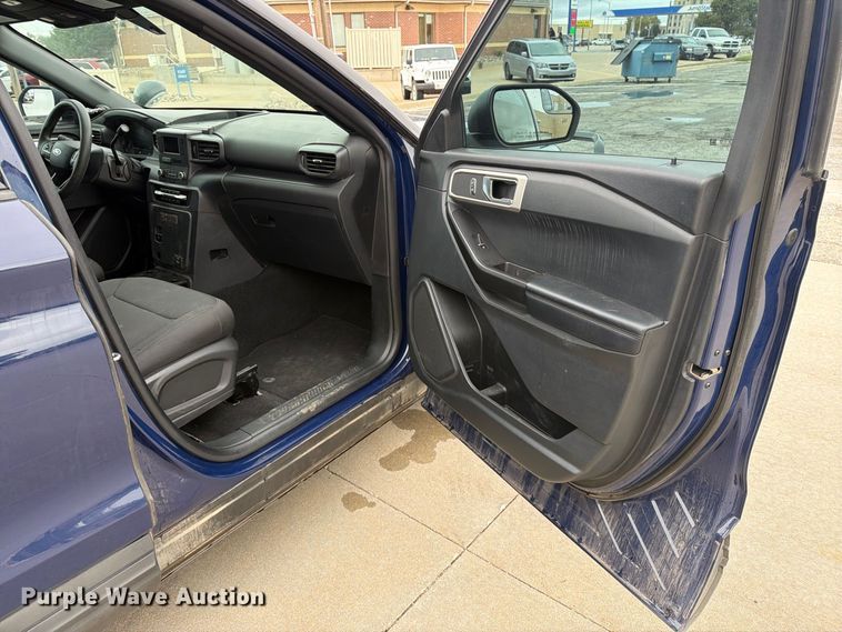 image for item EP7956 2020 Ford Explorer Police SUV