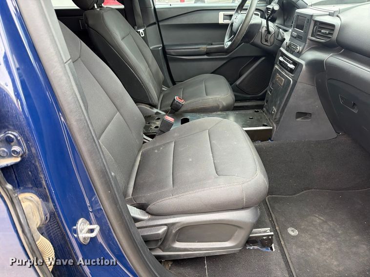 image for item EP7956 2020 Ford Explorer Police SUV