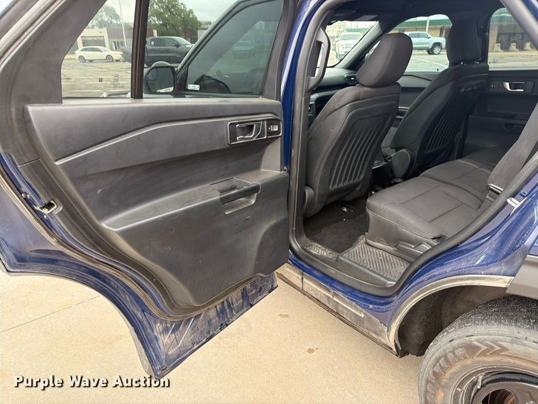 image for item EP7956 2020 Ford Explorer Police SUV