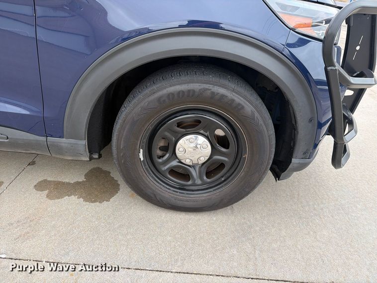 image for item EP7956 2020 Ford Explorer Police SUV