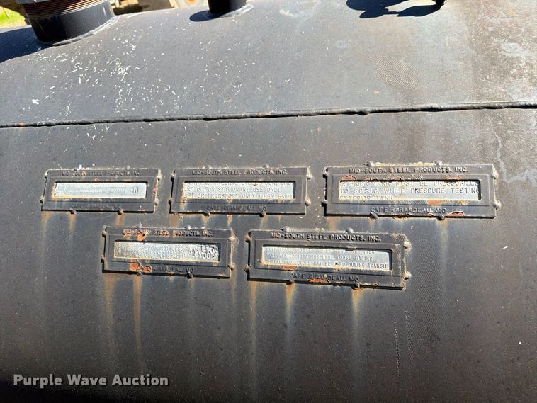 image for item ER3469 (2) Mid-South Steel Products Inc. skid mounted steel tanks