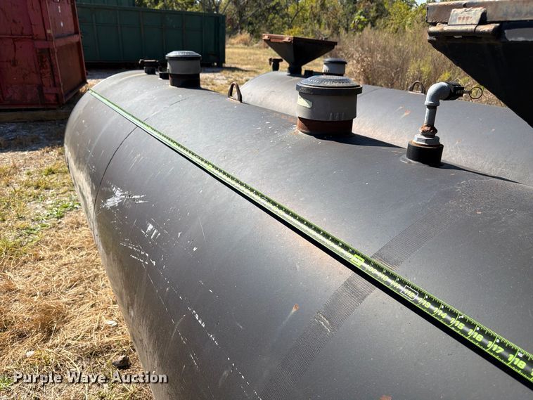 image for item ER3469 (2) Mid-South Steel Products Inc. skid mounted steel tanks