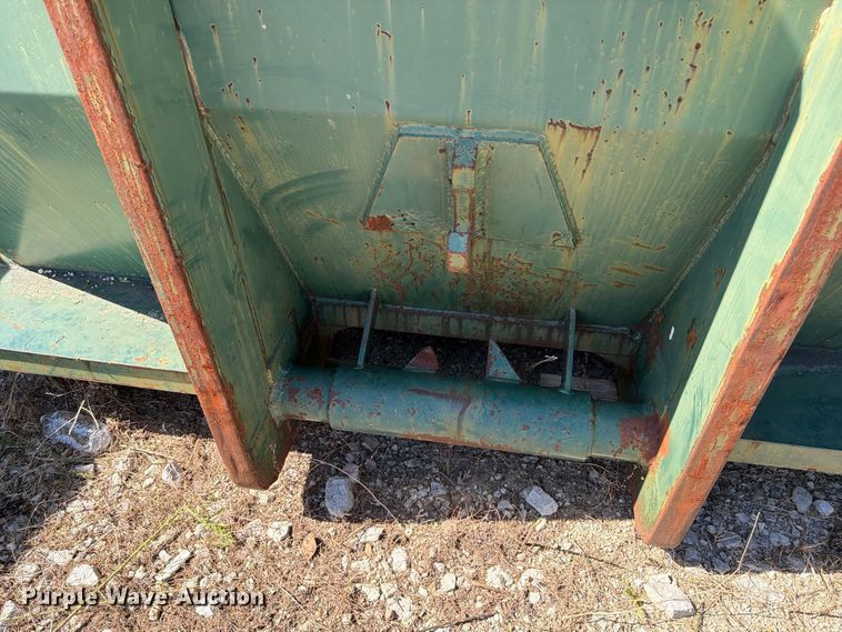 image for item ER3471 (3) roll-off containers