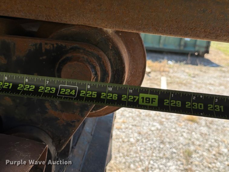 image for item ER3472 1983 Ford LNT9000 roll-off container truck