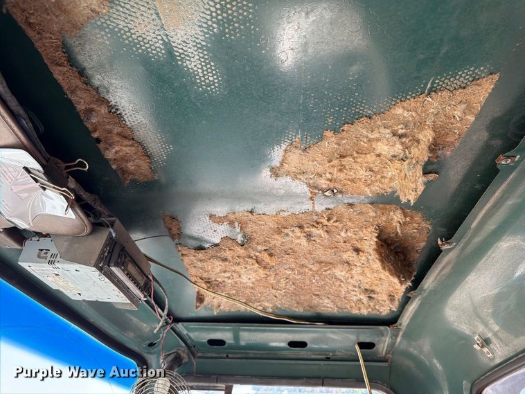 image for item ER3472 1983 Ford LNT9000 roll-off container truck