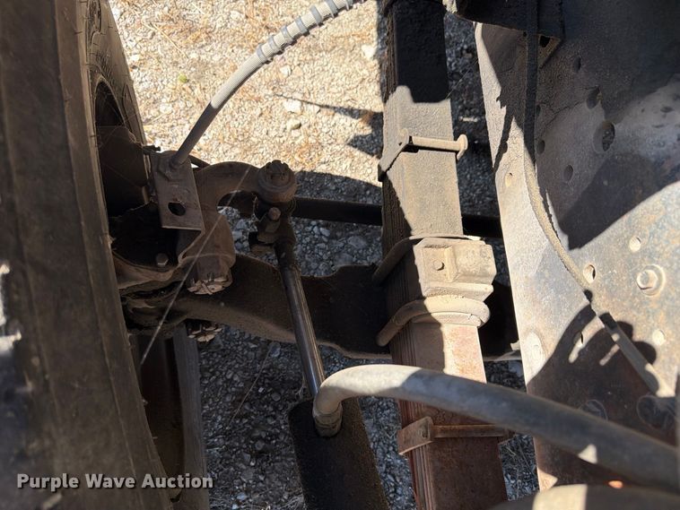 image for item ER3472 1983 Ford LNT9000 roll-off container truck
