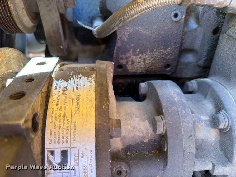 image for item ER3472 1983 Ford LNT9000 roll-off container truck