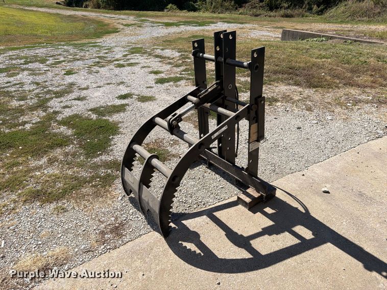 image for item ER3473 Titan Mfg forklift grapple