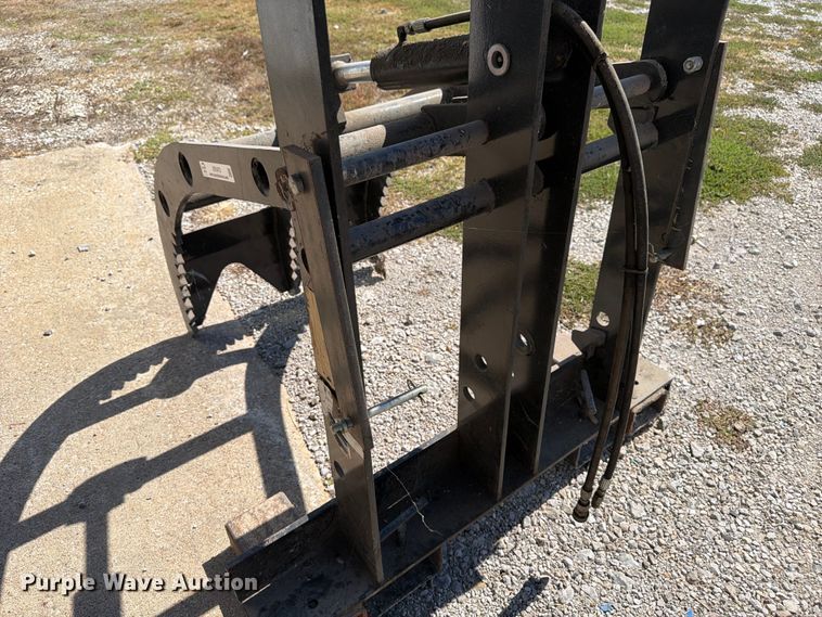 image for item ER3473 Titan Mfg forklift grapple