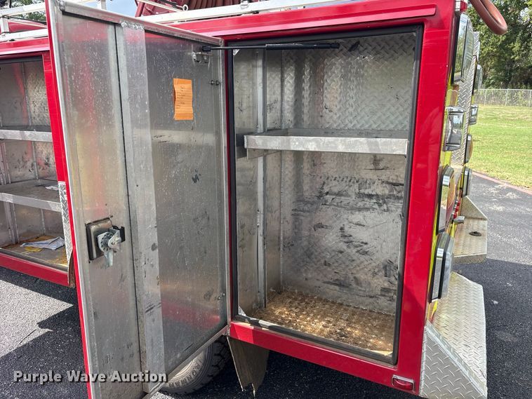 image for item ES8293 2003 Ford F550 Super Duty brush fire truck
