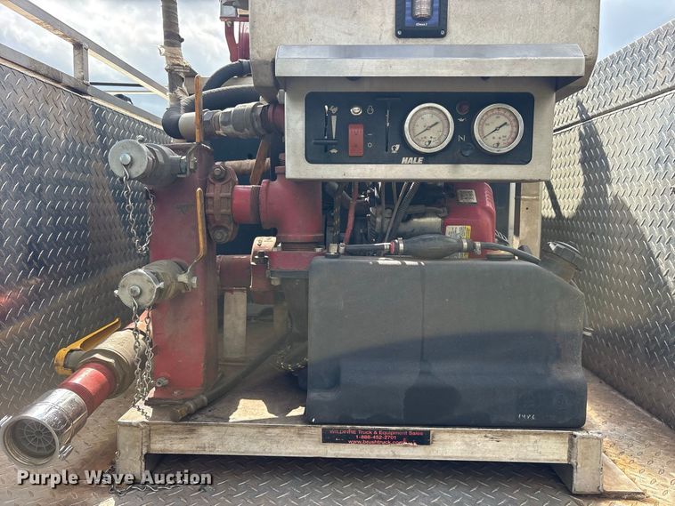 image for item ES8293 2003 Ford F550 Super Duty brush fire truck
