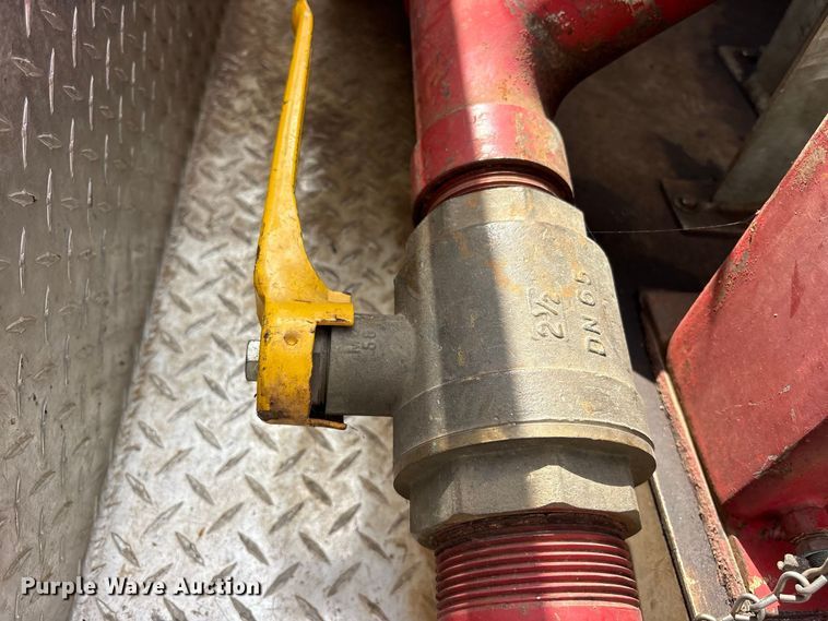 image for item ES8293 2003 Ford F550 Super Duty brush fire truck