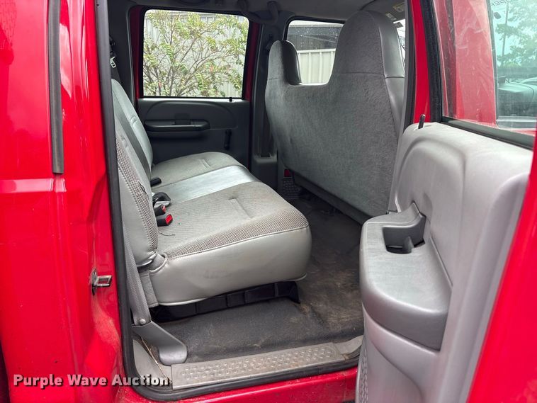 image for item ES8293 2003 Ford F550 Super Duty brush fire truck