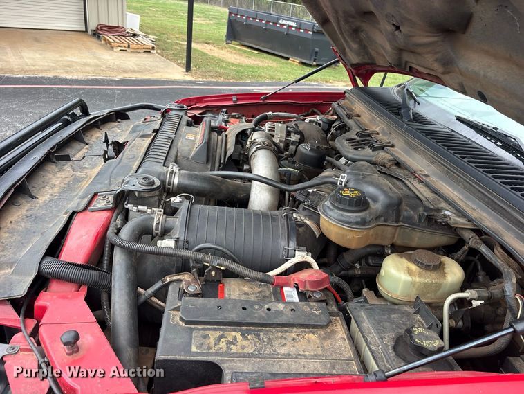 image for item ES8293 2003 Ford F550 Super Duty brush fire truck