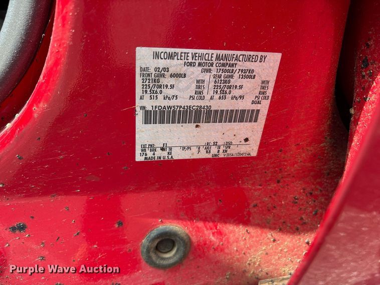 image for item ES8293 2003 Ford F550 Super Duty brush fire truck