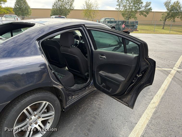 image for item EV3212 2012 Dodge Charger Police 
