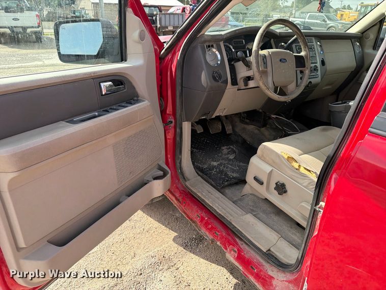 image for item EV7012 2011 Ford Expedition SUV