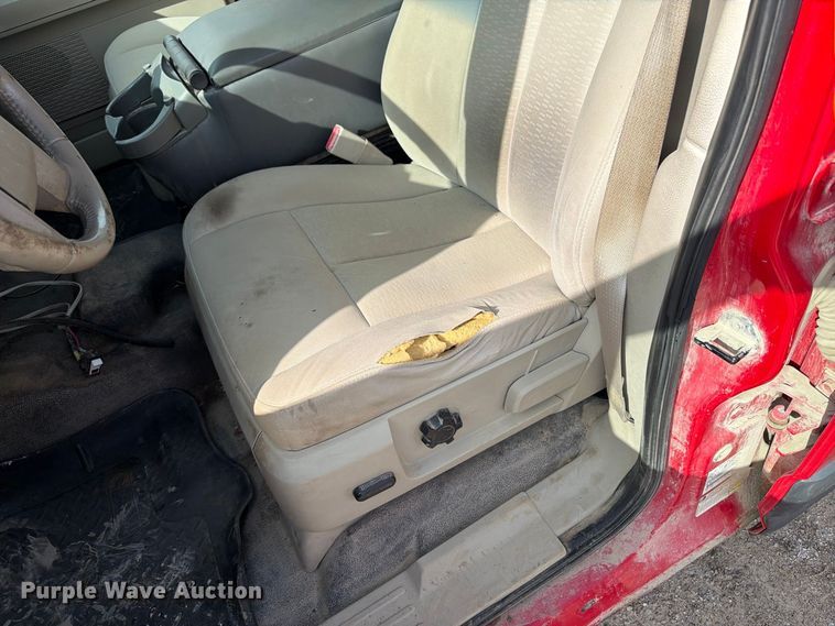 image for item EV7012 2011 Ford Expedition SUV