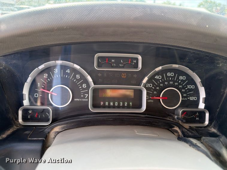 image for item EV7012 2011 Ford Expedition SUV