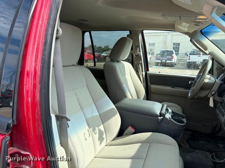 image for item EV7012 2011 Ford Expedition SUV