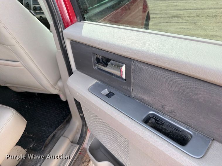 image for item EV7012 2011 Ford Expedition SUV