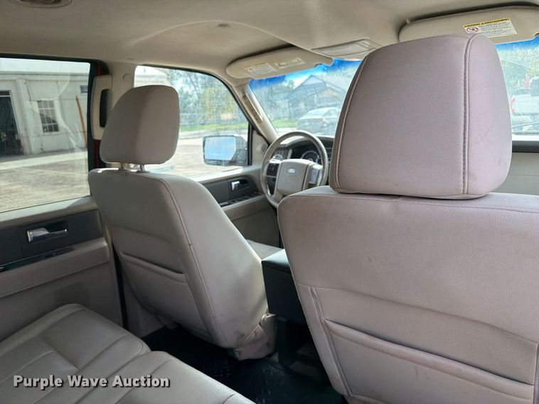 image for item EV7012 2011 Ford Expedition SUV