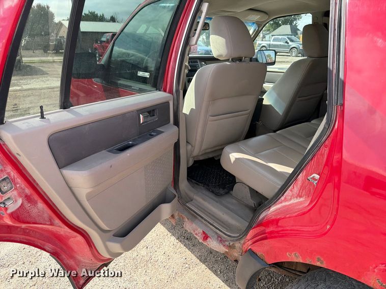 image for item EV7012 2011 Ford Expedition SUV