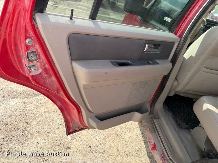 image for item EV7012 2011 Ford Expedition SUV